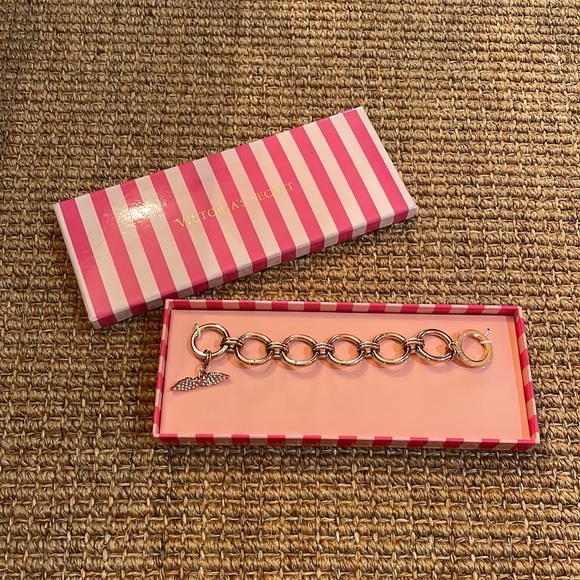 NWT Victoria’s Secret Chain Link Rose Colored Bracelet - Picture 4 of 5